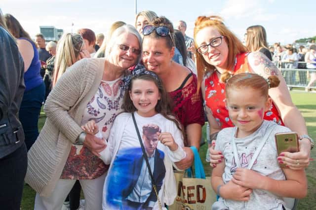 Olly Murs & Louisa Johnson, Northamptonshire County Cricket Club, Northampton, 14.07.17 NNL-170714-224132009