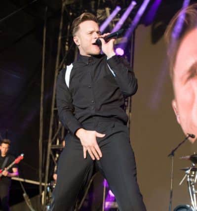 Olly Murs & Louisa Johnson, Northamptonshire County Cricket Club, Northampton, 14.07.17 NNL-170714-224910009