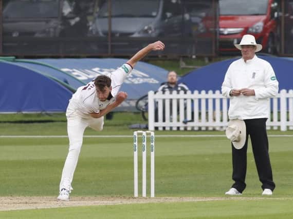 Richard Gleeson was in the wickets at Grace Road (picture: John Mallett)
