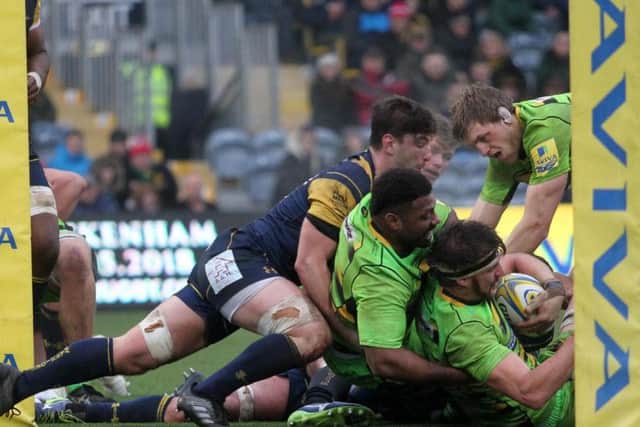 Tom Wood tried to break the Warriors' resistance